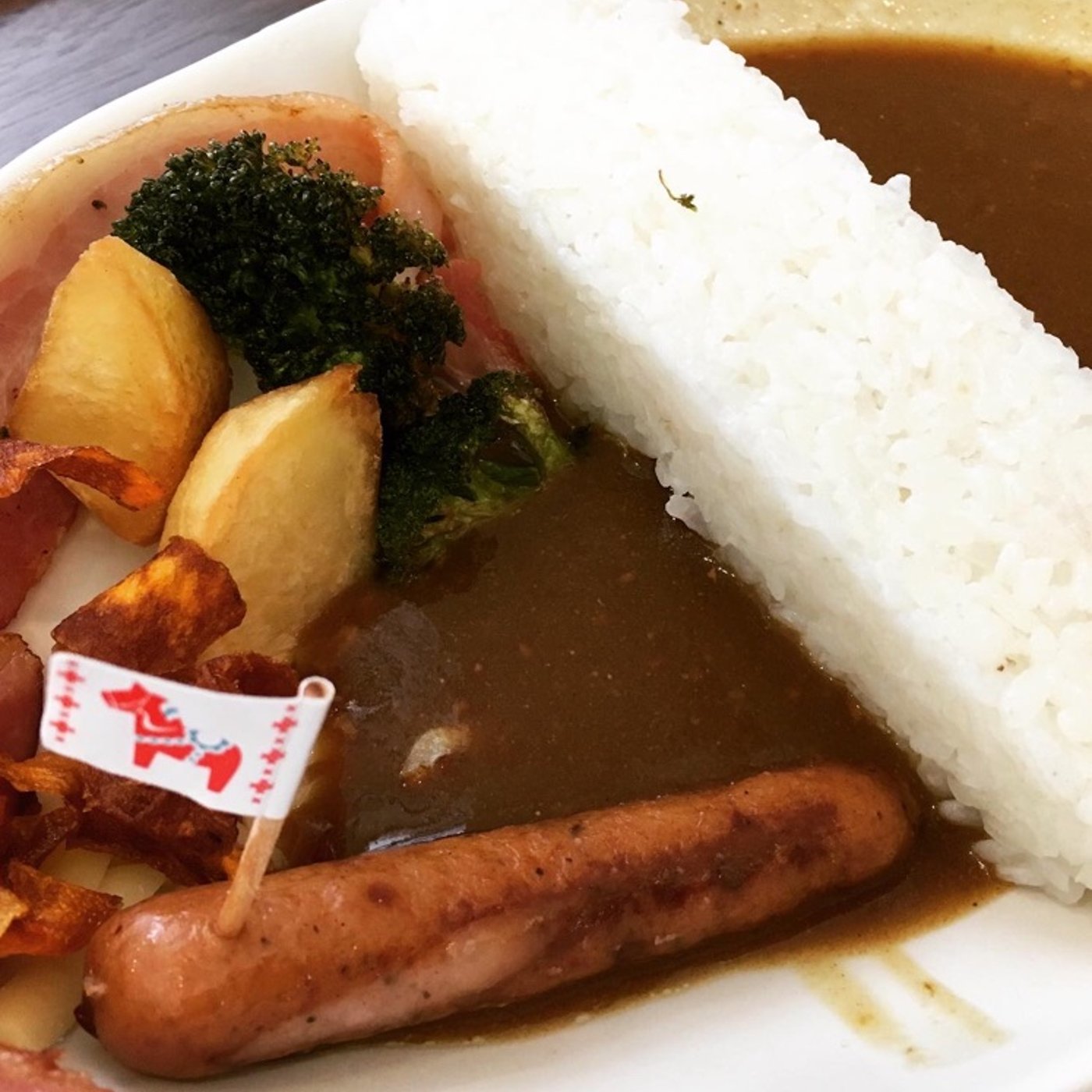 【1min#58】放流できるタイプも🍛近場のダムカレー知ってますか？ episode artwork