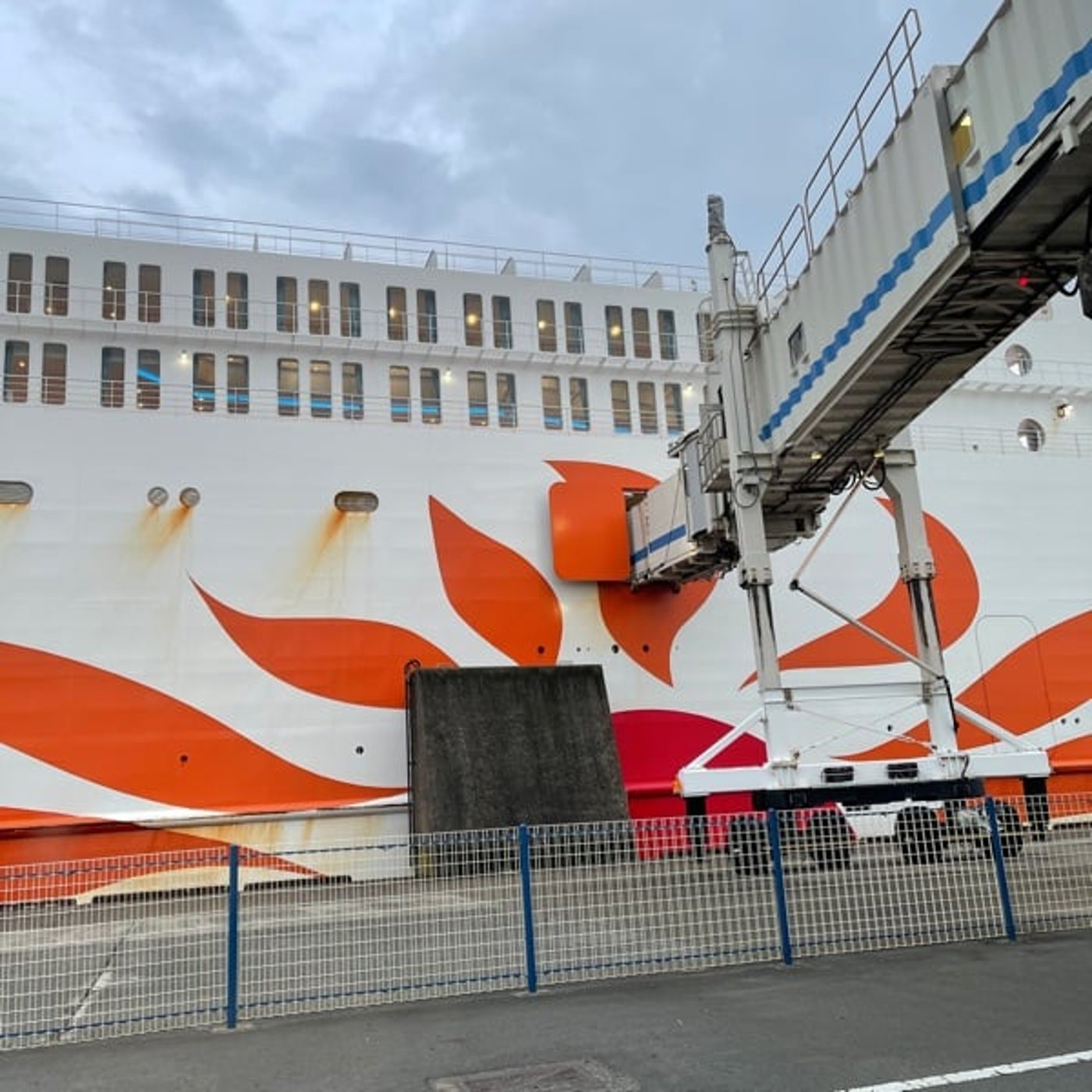 #593 フェリー乗船を待ちながら