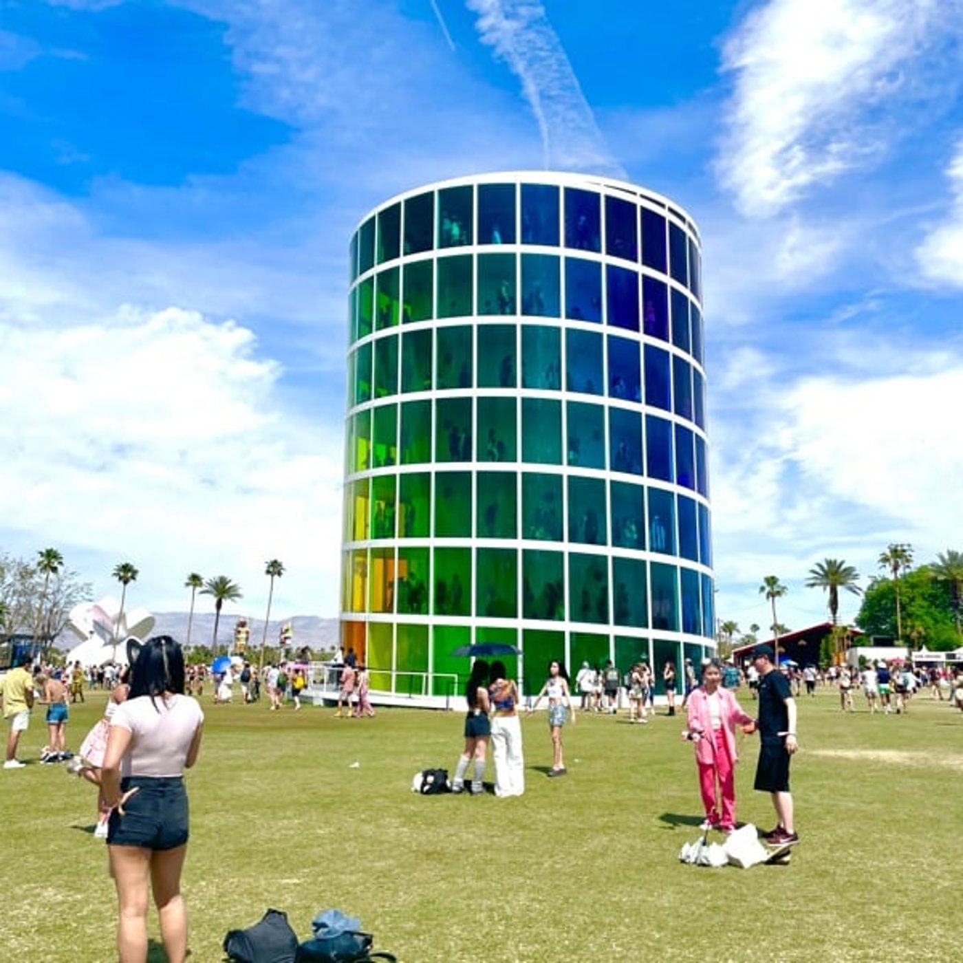 #34 Coachellaの季節 episode artwork