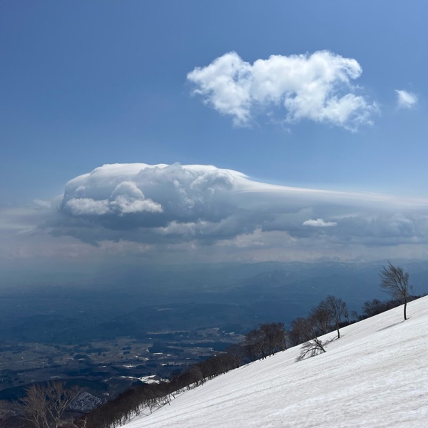 #1026【春の東北スノーキャラバン】岩木山山頂からの景色