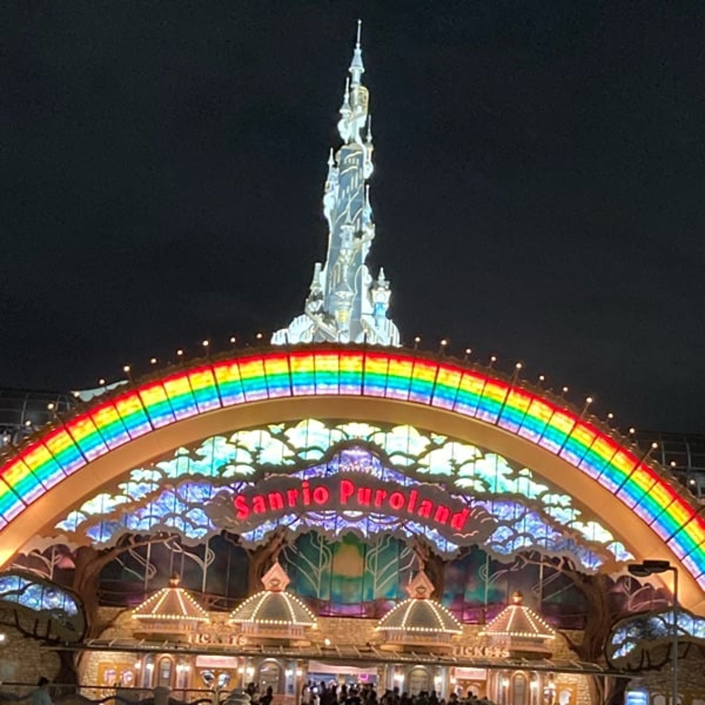 シンプリストがサンリオピューロランドに行って、キャラクターグッズを買った話。