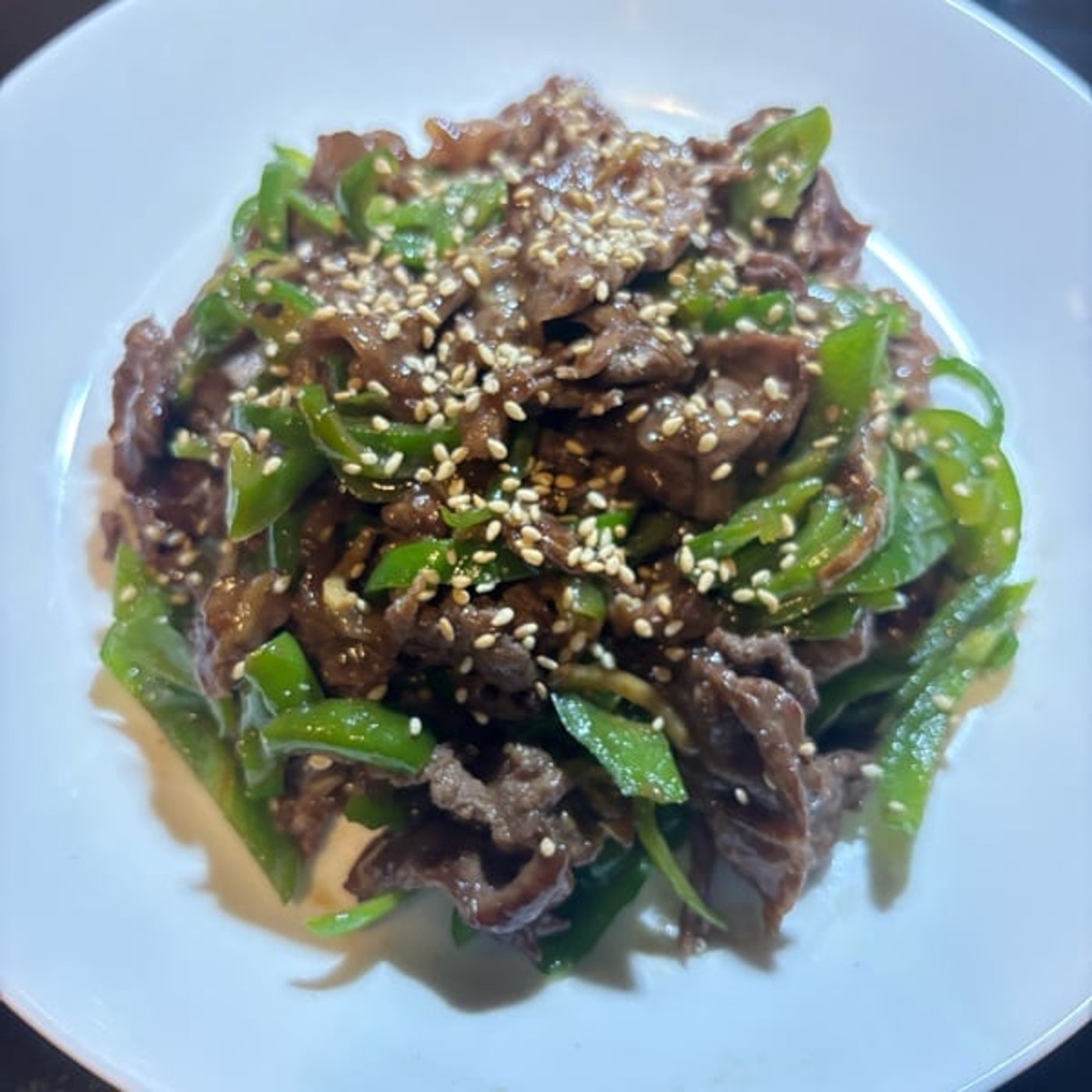 モンドのお料理生配信〜牛肉とピーマンのオイスターソース炒め編〜 モンドのお料理生配信〜牛肉とピーマンのオイスターソース炒め編〜