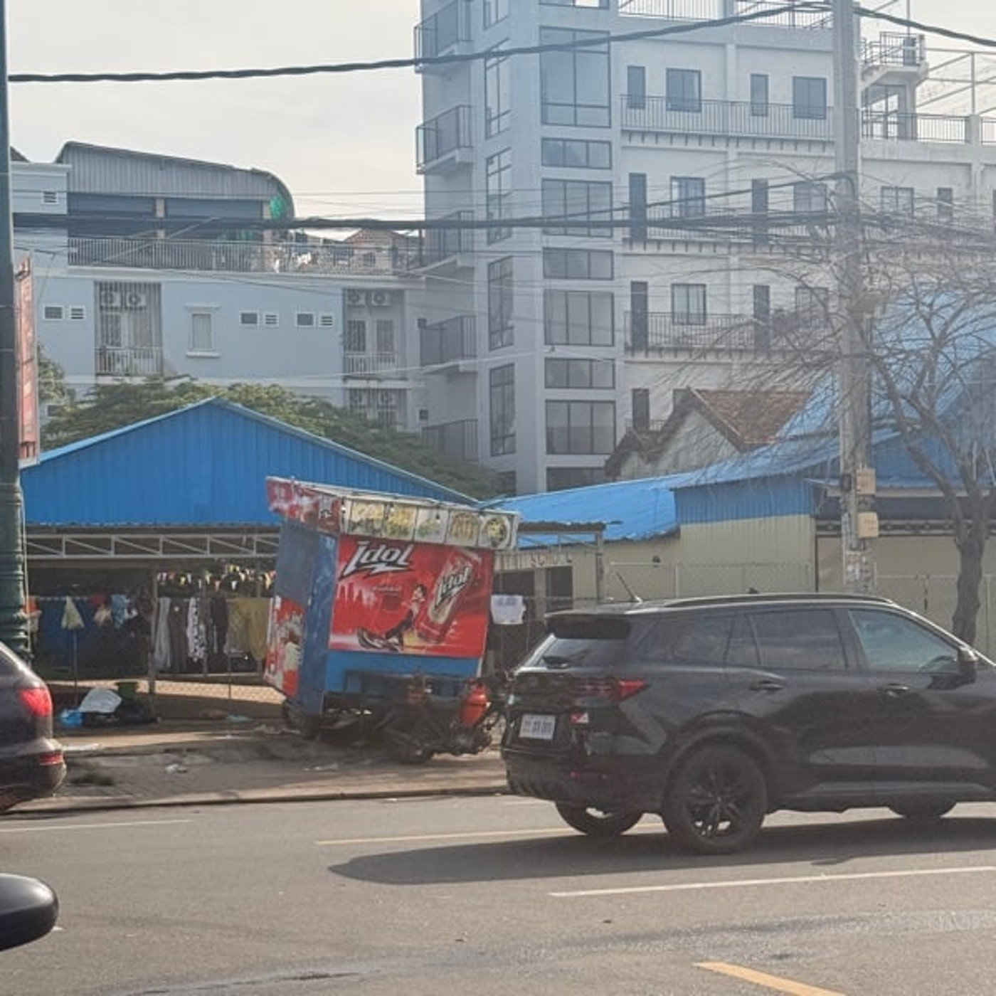 カンボジアでAI勉強続けつつ、屋台学校の動画制作関わるやつ カンボジアでAI勉強続けつつ、屋台学校の動画制作関わるやつ