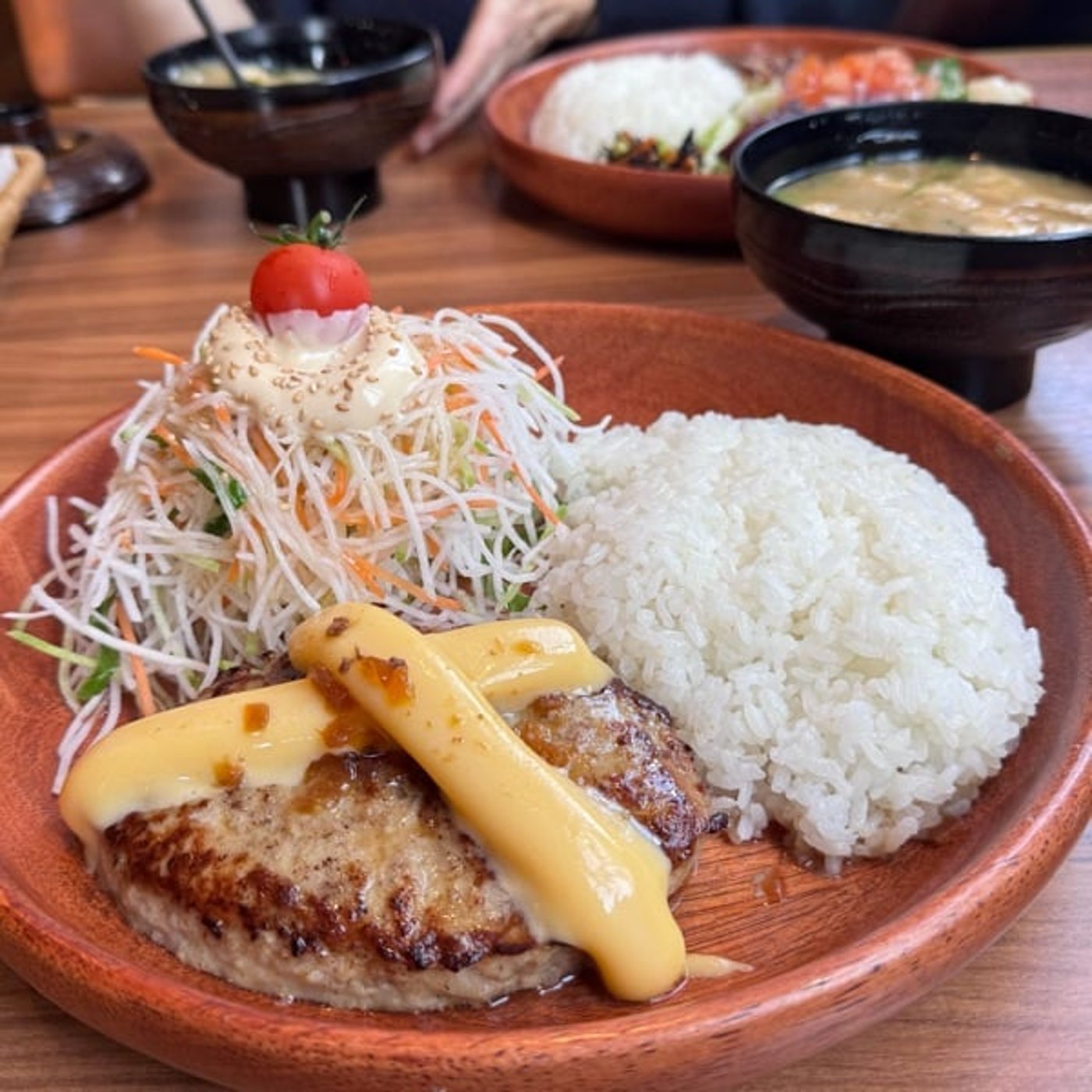 #027 三社参りに移住して初めての一ツ葉稲荷神社とびっくりドンキーと！