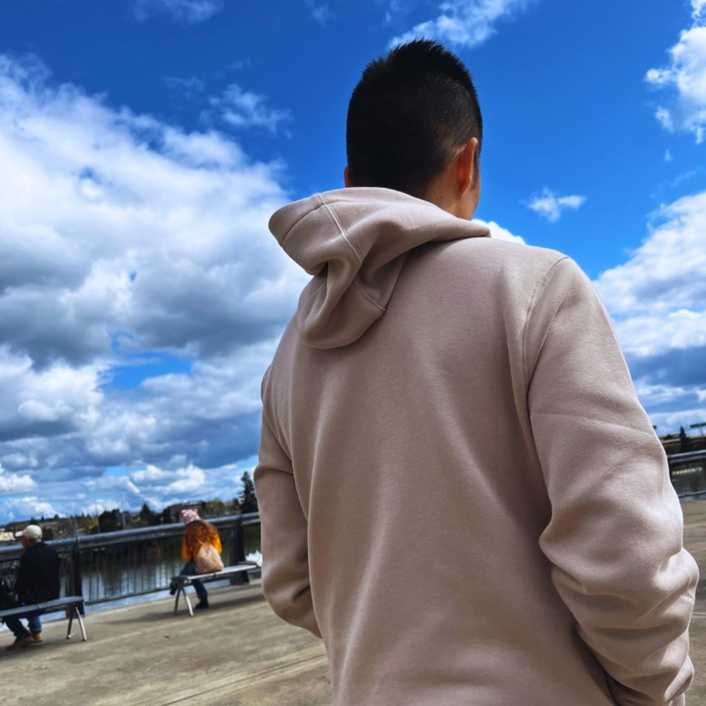 コンサルはなんで自分でやらんの？