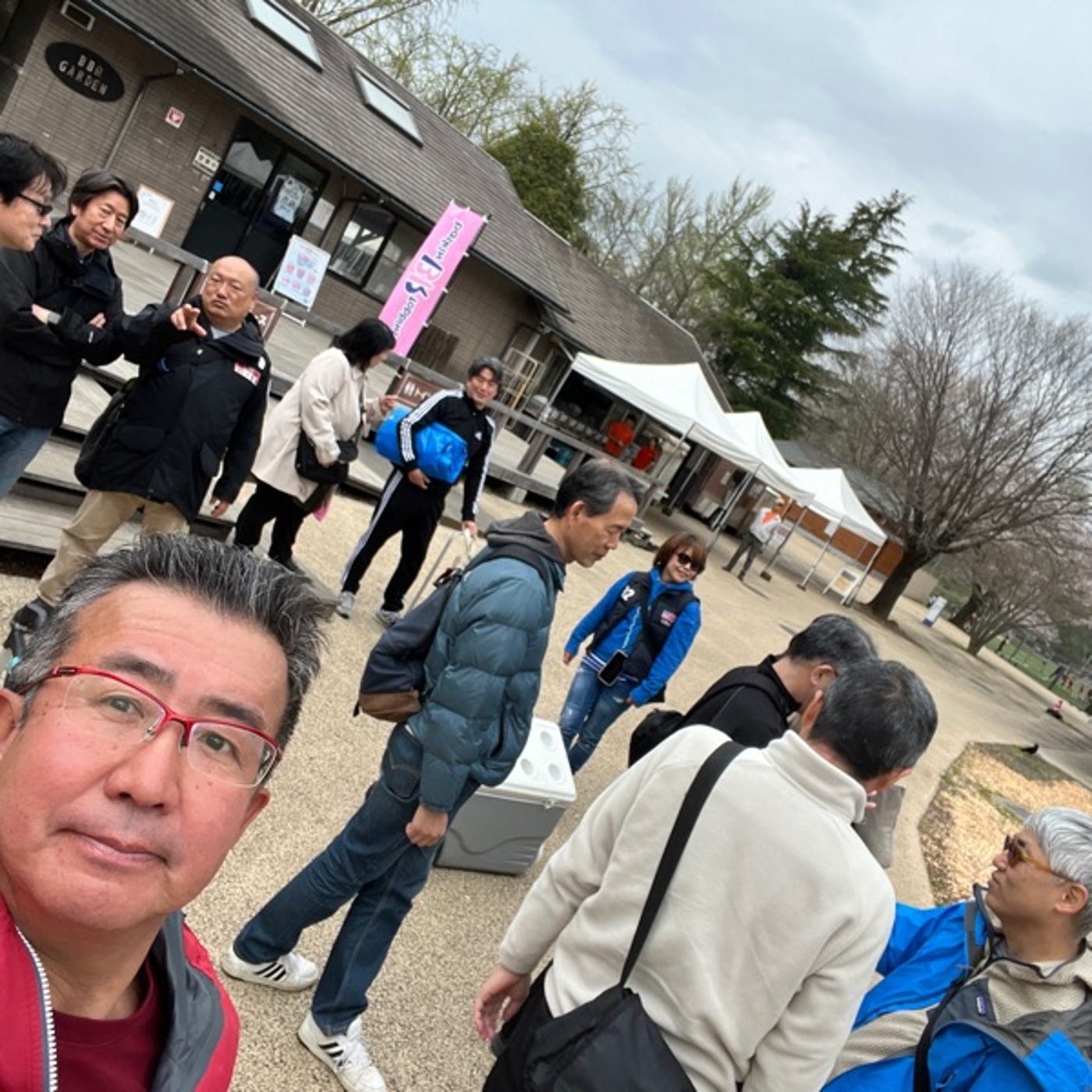 # 679 雨が降る昭和記念公園のバーベキュー場で、会社員時代の同期とワイワイ episode artwork
