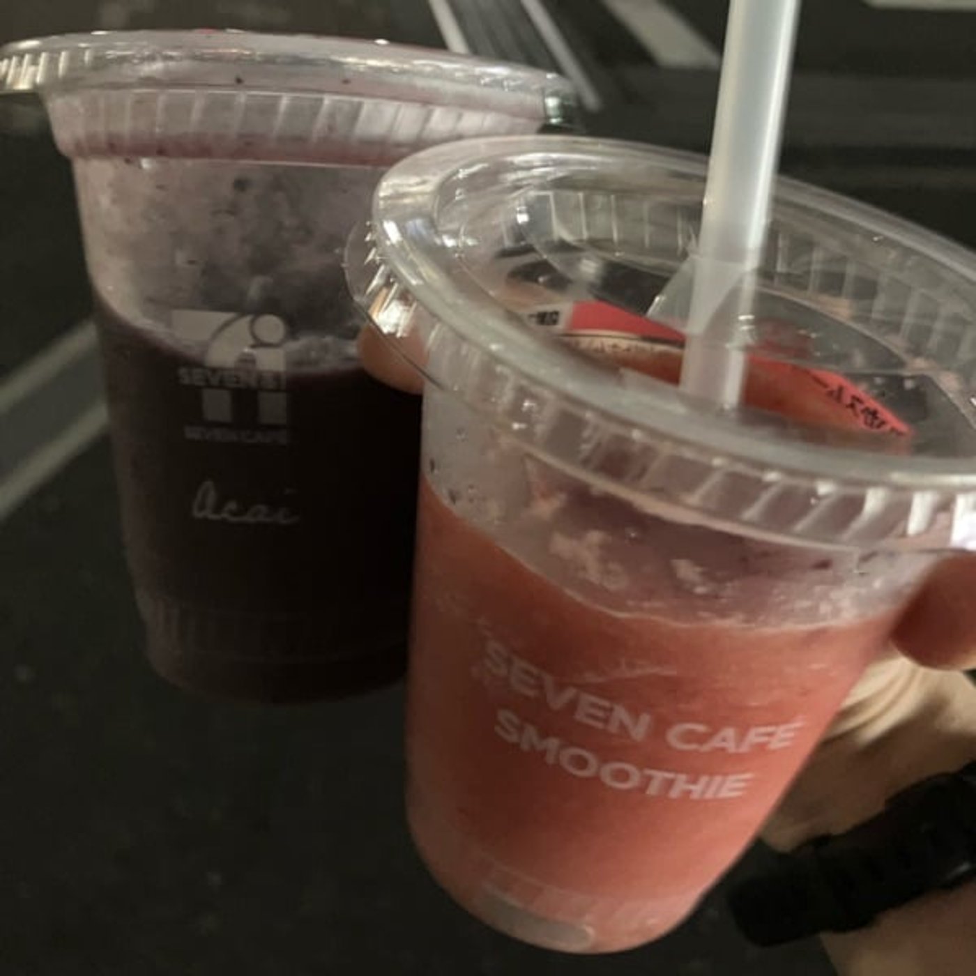 セブンのスムージー半額セールだから、日付変わってすぐに買ってみた